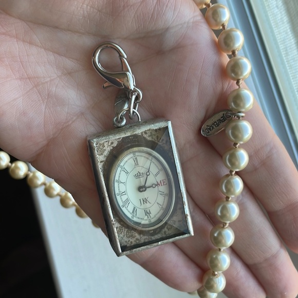 Jewel Kade Pearl Necklace with charm - Picture 7 of 8